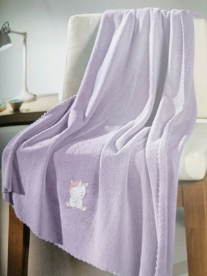 Guy Laroche bebe crib blanket new, 100% fine microfiber 100x140