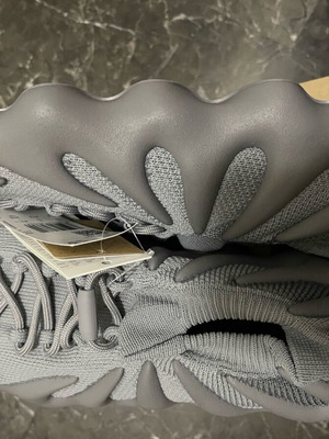 Adidas Yeezy 450 καινούργια, γκρι, μέγεθος 43.5