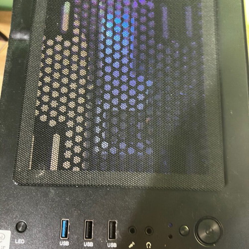 Gaming PC like new with NVIDIA RTX 3060 and AMD Ryzen 5 5600X