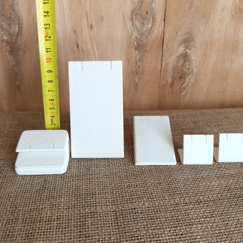 Leather jewelry display stands set of 5 like new for earrings