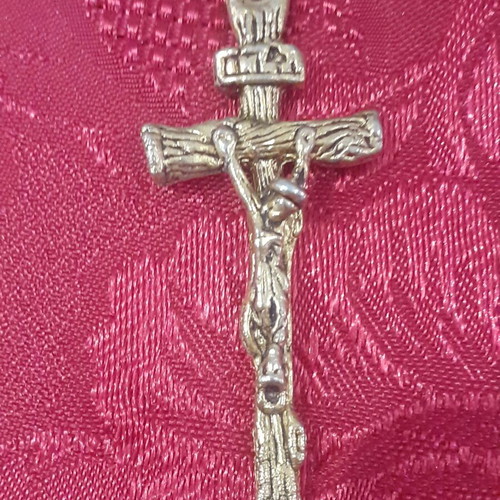 Vintage metal cross like new, gold color, 1970s