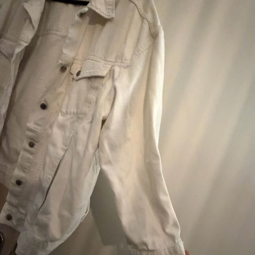 H&M white denim jacket like new