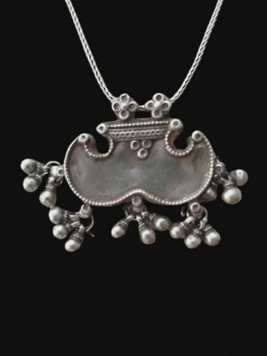 Handmade Silver 925 Necklace 27g Ethnic Tribal Design like new