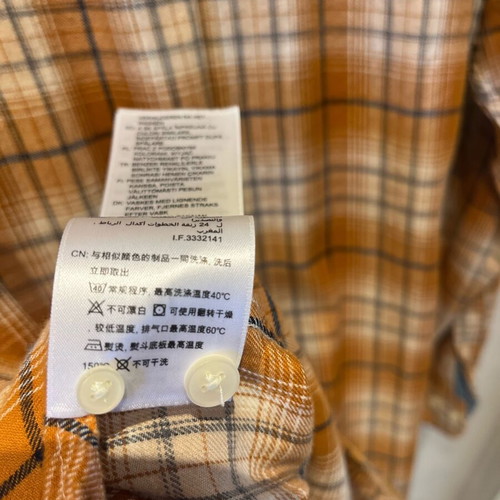 Gant cotton shirt size medium like new, orange