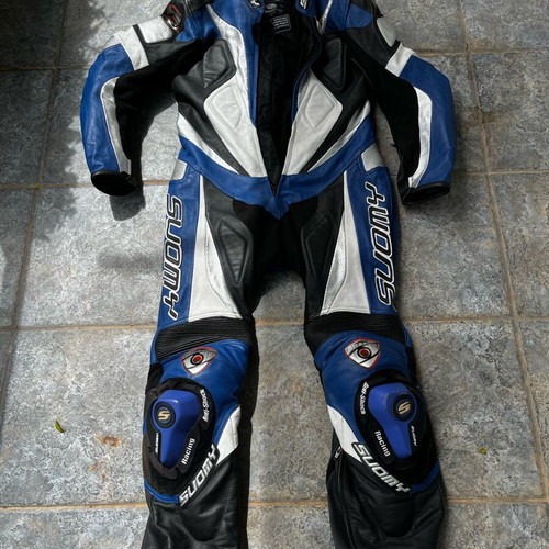 Suomy leather racing suit size 50 used, blue white