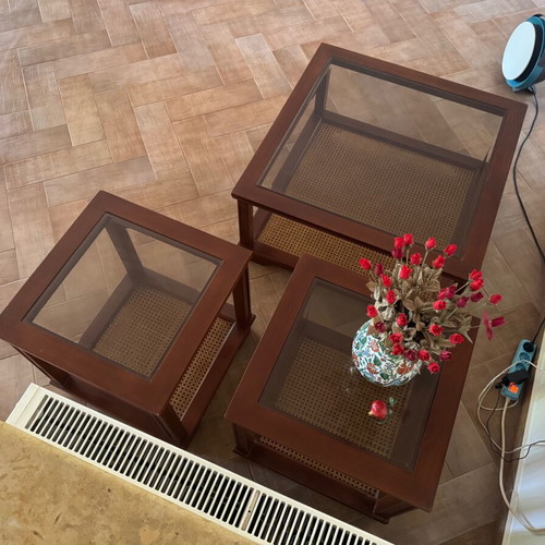 Set of 3 classic coffee tables with rattan like new
