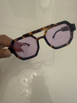 Tortoise sunglasses with colored lenses new