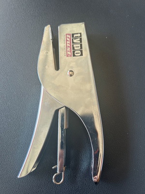Stapler used without spare parts