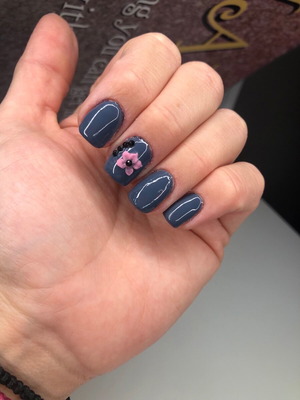 Press On Nails Καινούργια, χειροποίητα σε σχήμα και χρώμα επιλογής