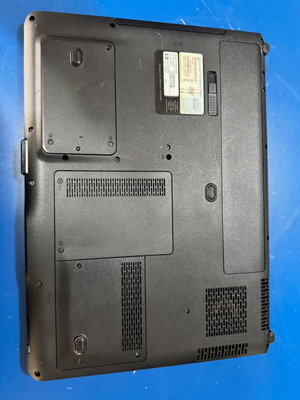 HP Pavilion dv9500 laptop used, for parts or repair