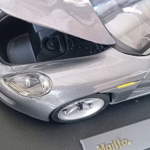 Maisto Porsche GT 1/18 new