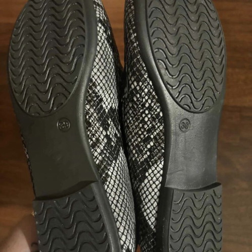 Tsouderos loafers snake print new, size 39, black and grey