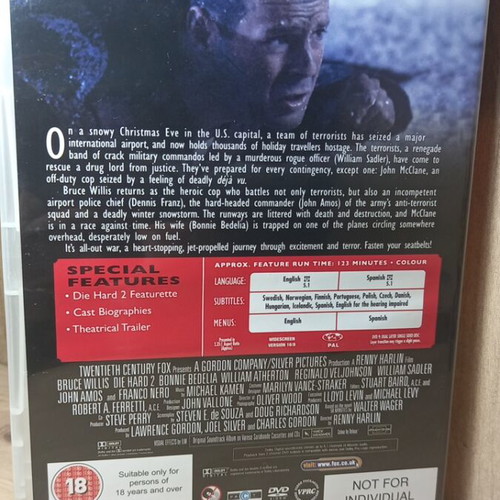 Die Hard 1 & 2 DVD box set with English subtitles and bonus disc