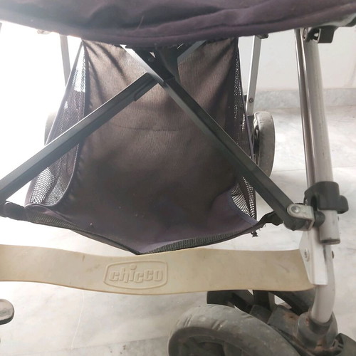 3-in-1 Chicco stroller, car seats and carrycot used
