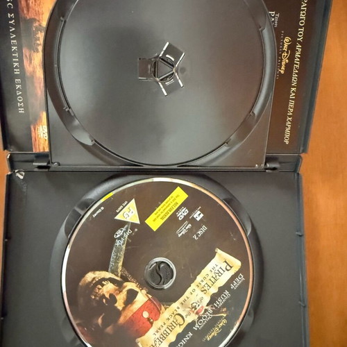 Pirates of the Caribbean The Curse of the Black Pearl DVD like new