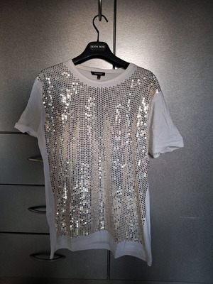 Denny Rose short-sleeve blouse like new, white with gold