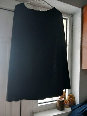 Skirt black elastic jersey like new, size L