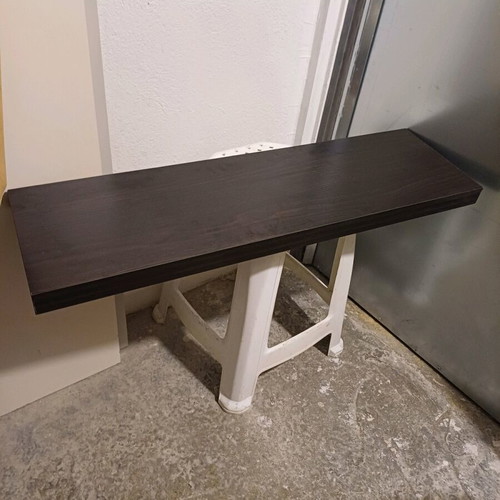 Shelves like new, set of 2
