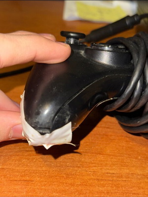 Xbox wired controller used for PC with cable connection issue