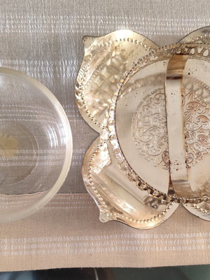 Decorative bowl used