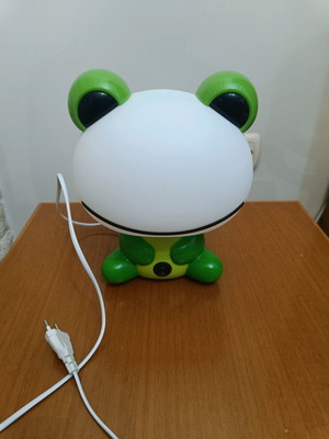 Children's frog table lamp new