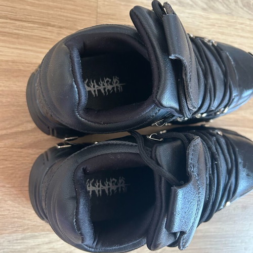 Y2K Black Stylish Shoes Like New