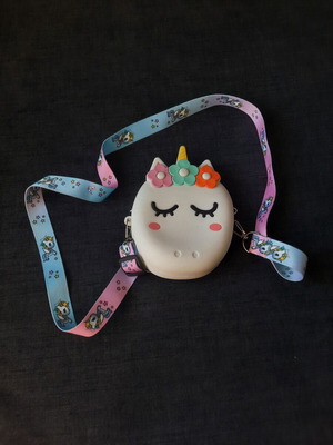 Unicorn Shoulder Bag like new with colorful strap and zipper