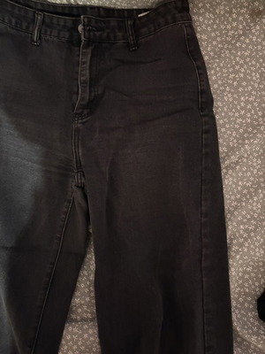 Shein black jeans pants, size L