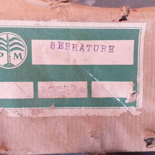 Old locks used, pack of 10 with handles and keys