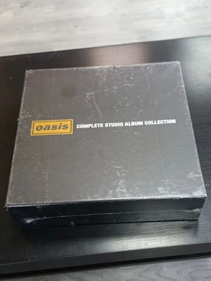 Oasis Complete Studio Album Collection Boxset καινούργιο