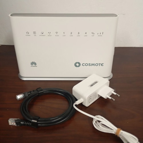 Cosmote hybrid access point with SIM card port