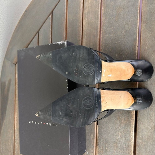Pura Lopez black leather mule size 40 like new