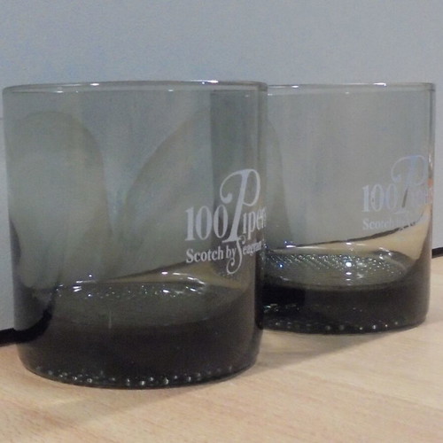 100 Piper's Scotch Whisky two promotional lowball glasses like new