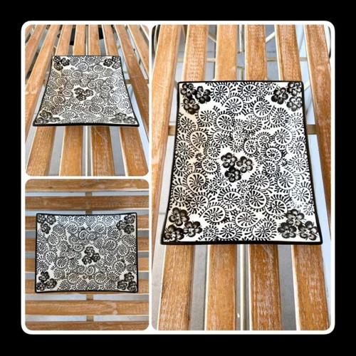 Ionian porcelain platter with black and white designs 24.5x9cm new