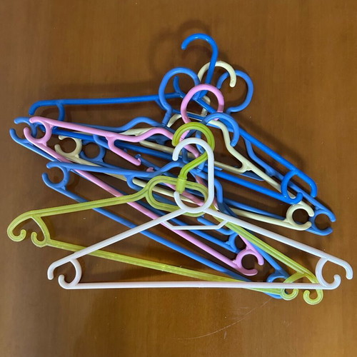 Plastic hangers used, set of 8 pieces
