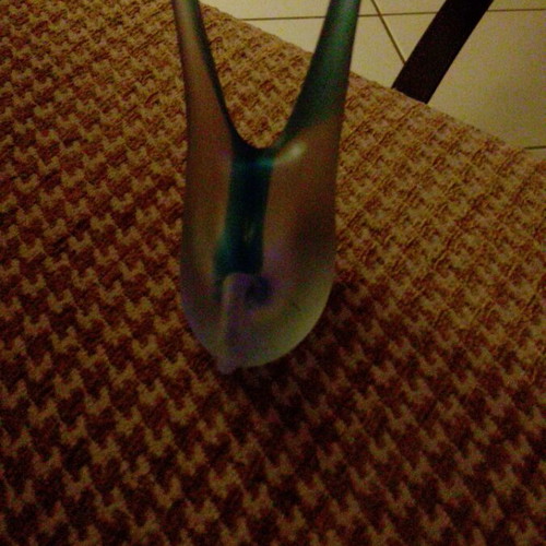 Vintage glass artwork Blue Swan in excellent condition, collectible
