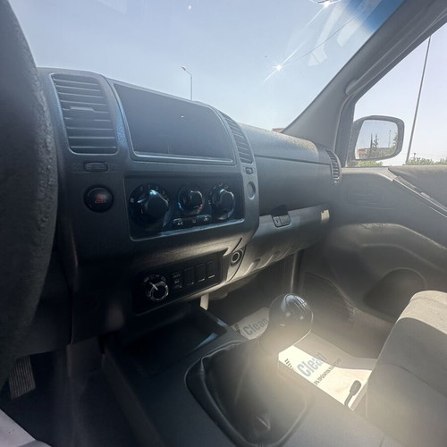 Nissan Navara 2014 diesel pickup truck, manual transmission