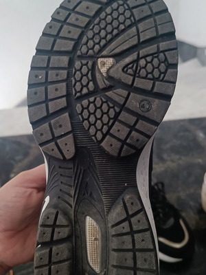 Casual shoes used, size 40, athletic style