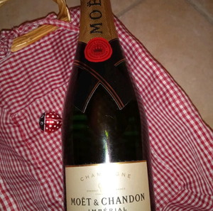 Moet & Chandon Russian Import Champagne