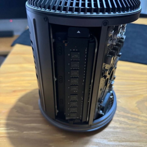 Apple Mac Pro (Late 2013) σαν καινούργιο