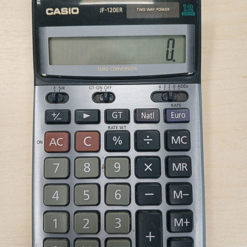 Casio JF-120ER office calculator 12 digits like new, dual power system