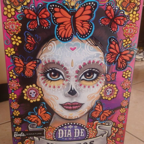 Barbie Dia De Muertos doll new with certificate of authenticity