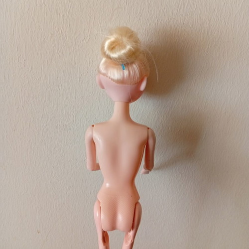 Elsa doll from Disney Frozen used, articulated arms