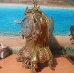Brass tabletop clock used, solid 6 kg, interwar period