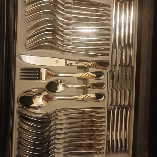 Solingen cutlery set in case new with 23-24 carat gold details