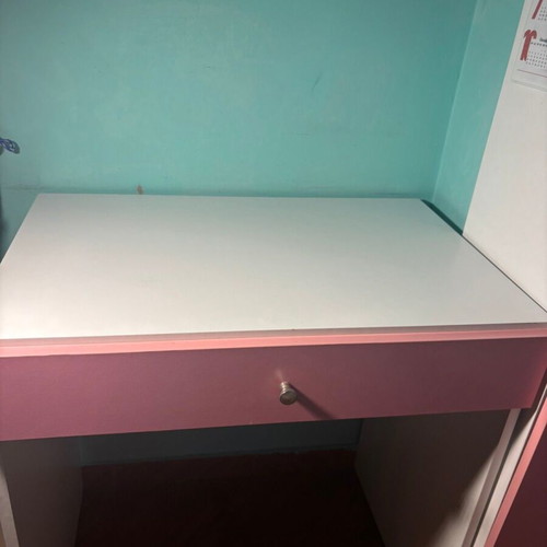 Children's desk with protective glass and pink drawer