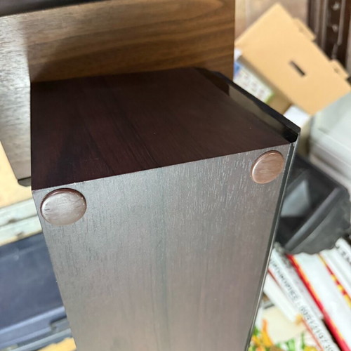 Akai SS006A-305 center speaker used with removable grille