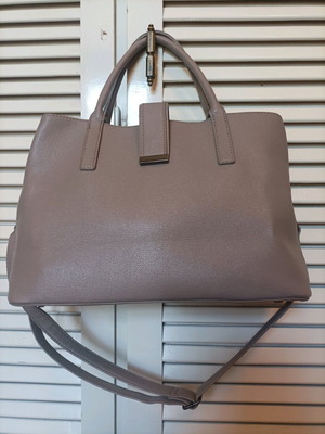Grey shoulder handbag like new