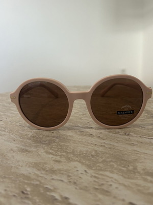 Serengeti Joan sunglasses like new, pink frame