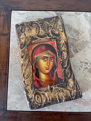 Vintage Βυζαντινή Εικόνα Παναγίας με Ανάγλυφο Χρυσό Πλαίσιο